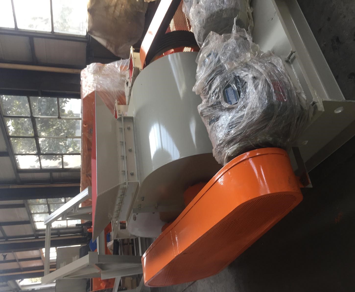 Онисание -роликовая машина для удаления камней